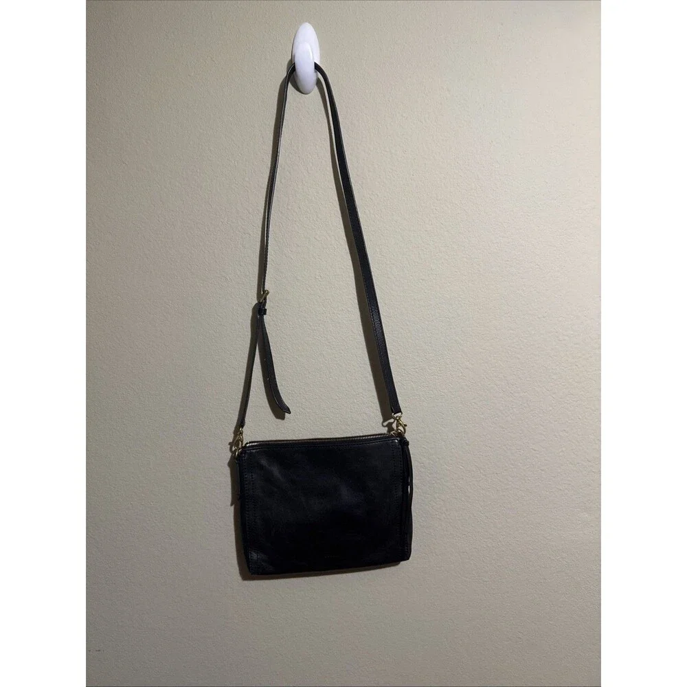 Fossil genuine women